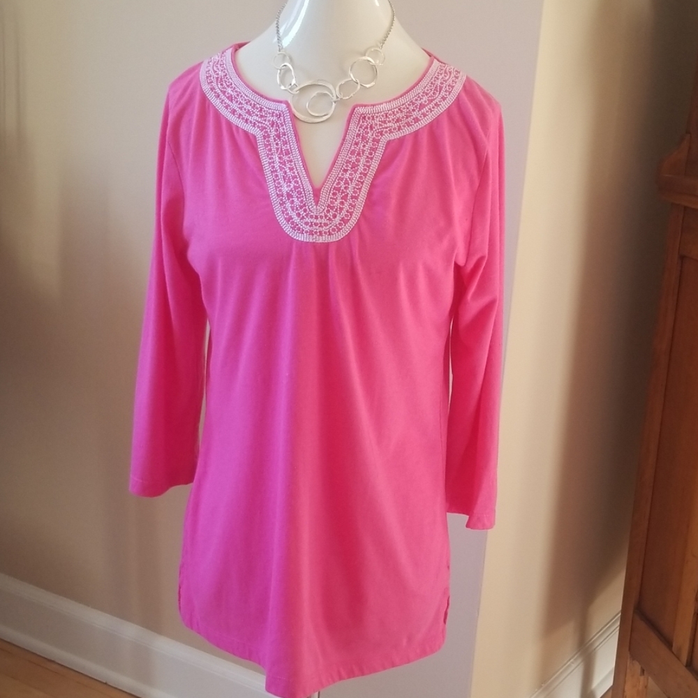 Pink and White 3/4 sleeve tunic 🌟